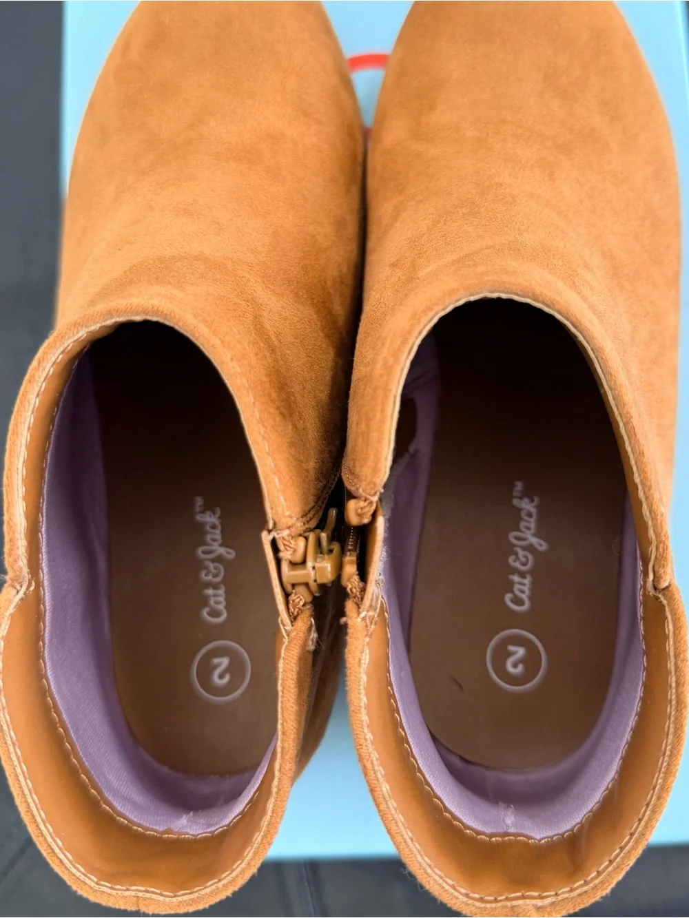 Cat & Jack Opal Girls Ankle Boots size 2